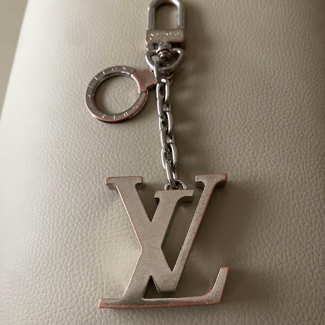 Louis Vuitton ポルトクレ イニシャル キーホルダー キーリング