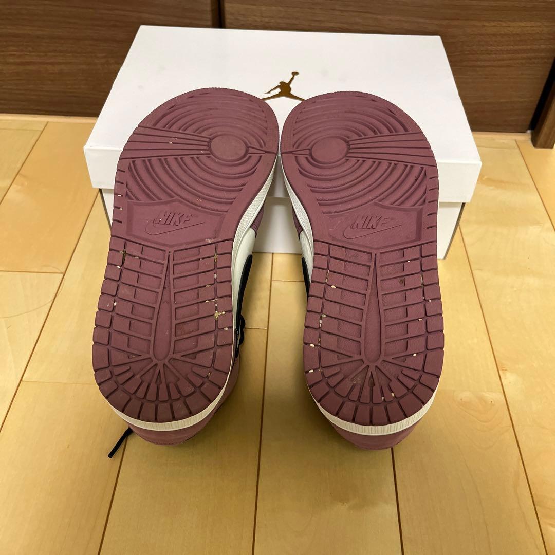 靴 Nike WMNS Air Jordan 1 Mid \"Berry Pink\"