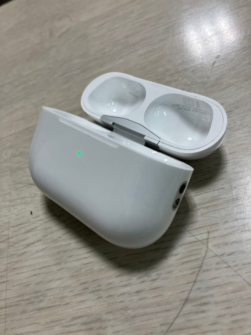 美品！Air Pods pro(第2世代)本体のみ USB-C仕様