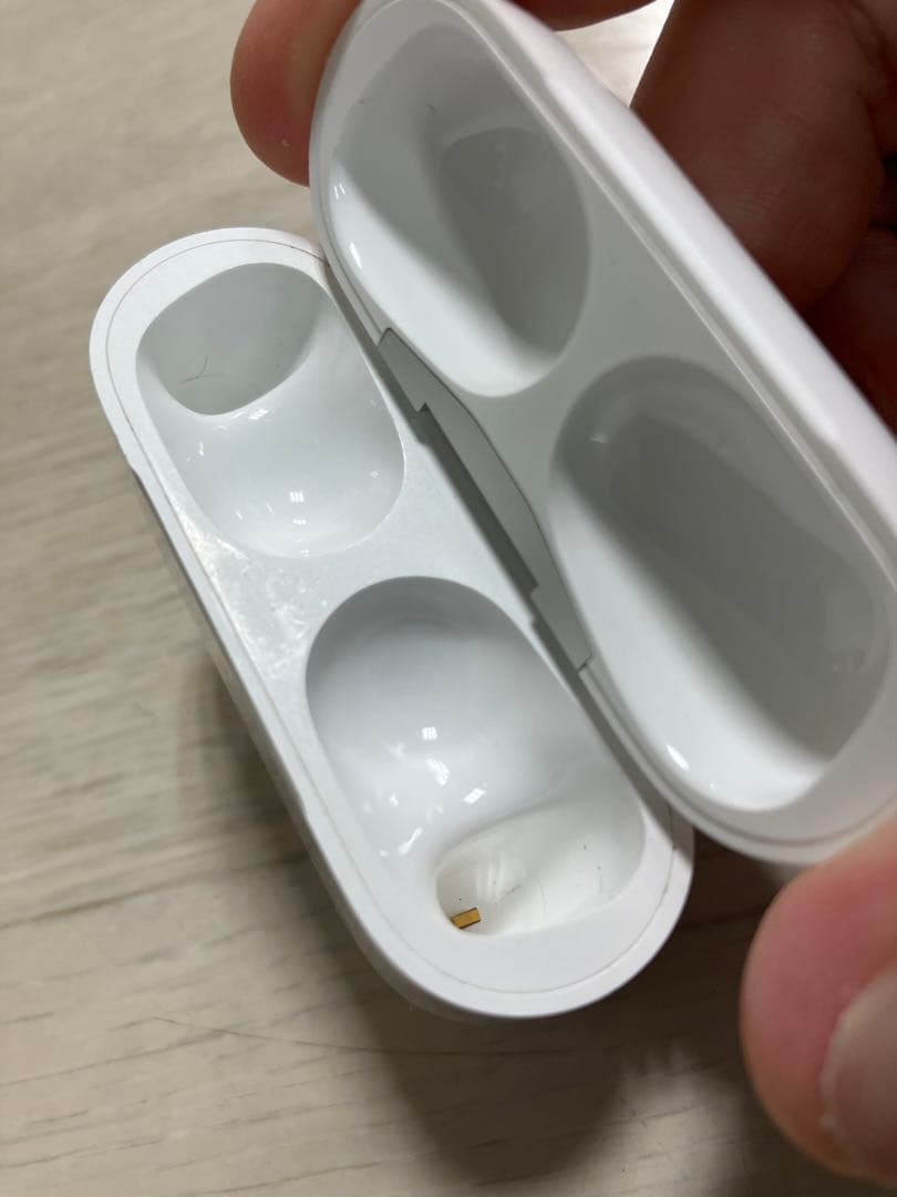 美品！Air Pods pro(第2世代)本体のみ USB-C仕様