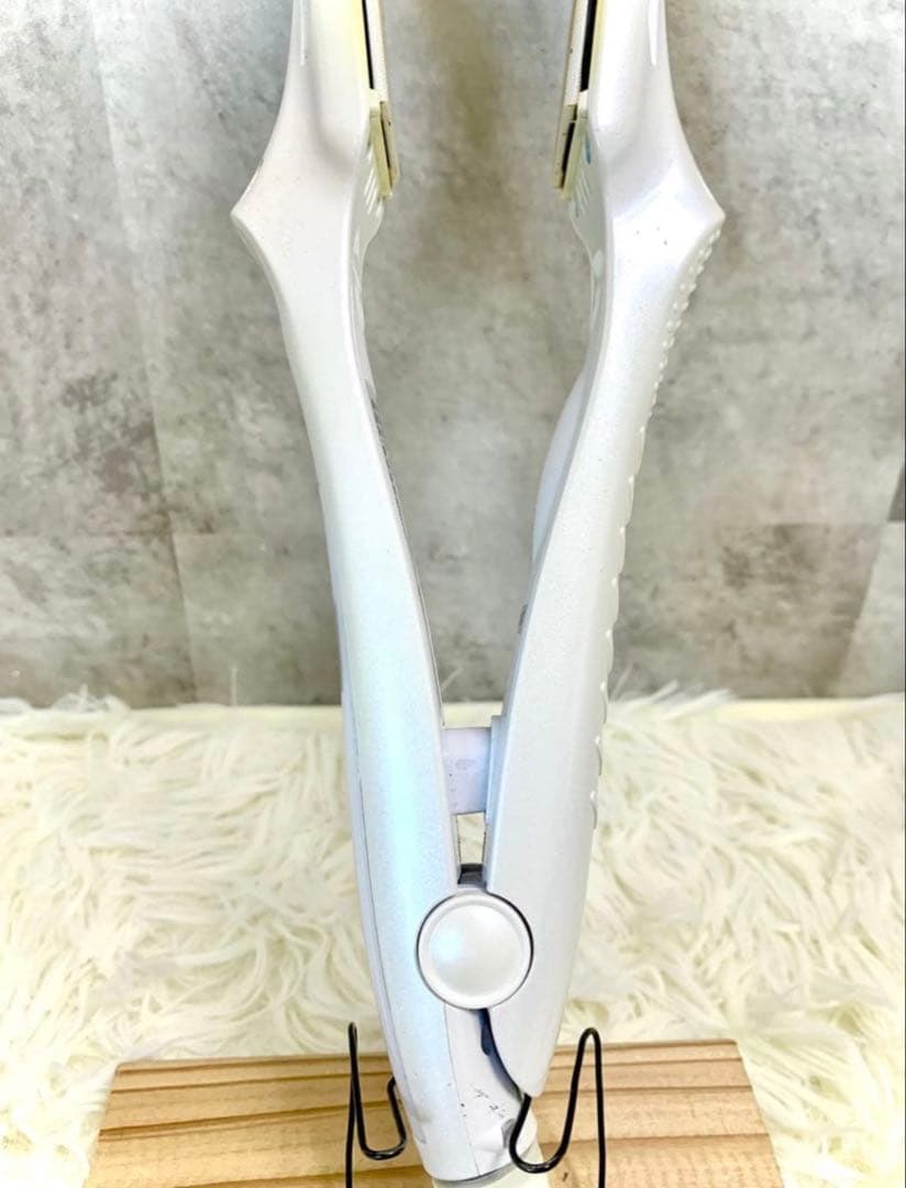 絹女 〜KINUJO〜 ストレートアイロン