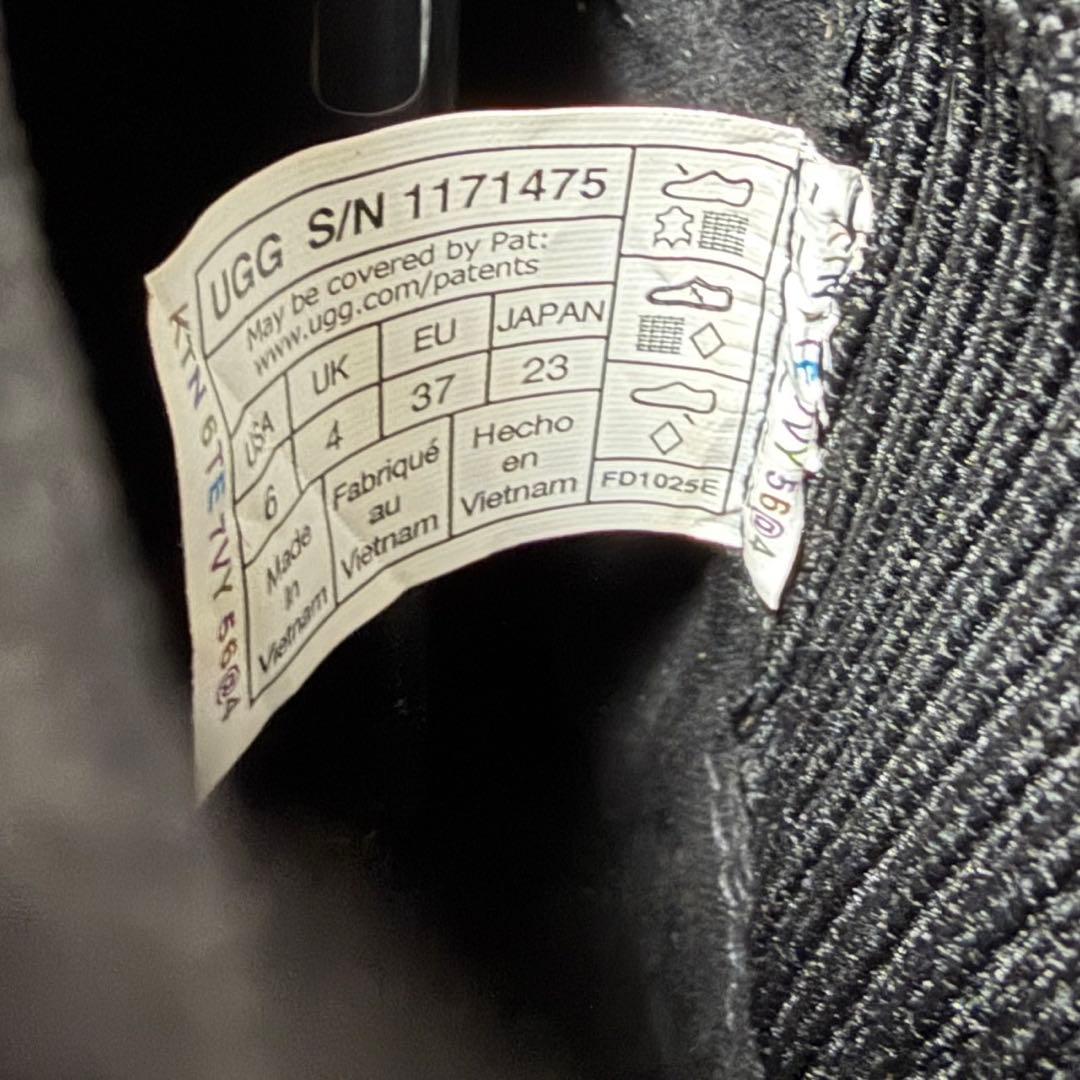 UGG W MOXY CHELSEA 　アグ モクシー チェルシー　厚底　ブーツ