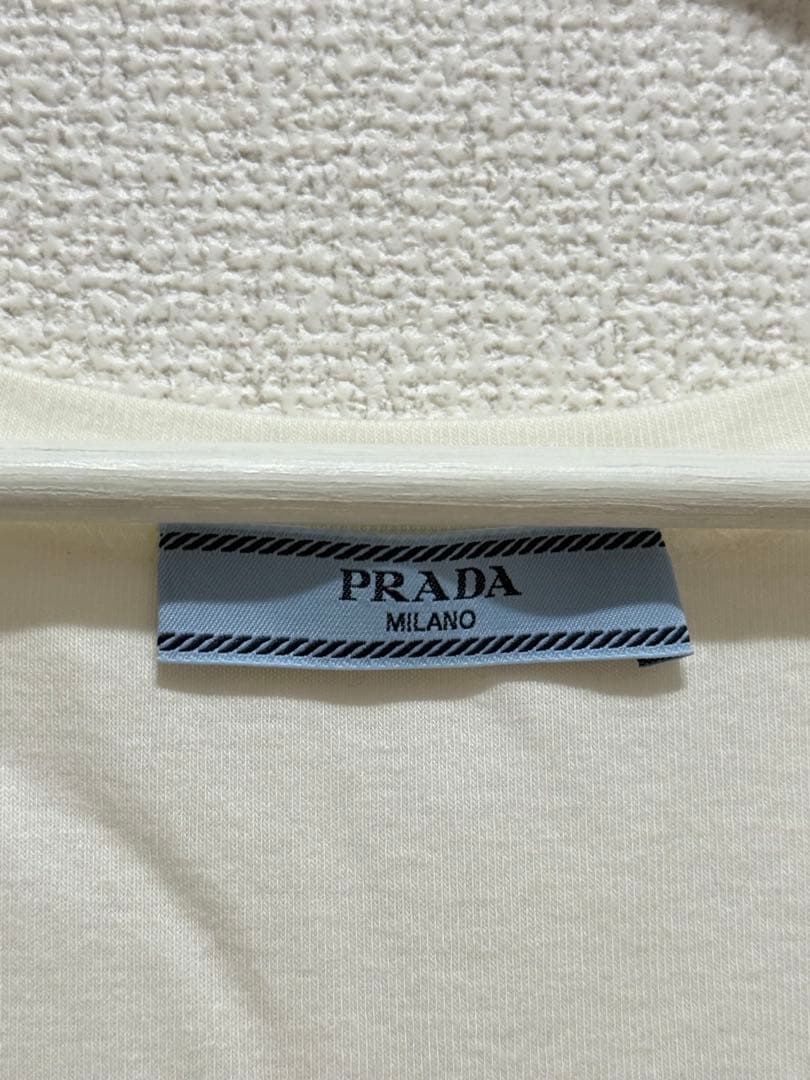 prada タンクトップ ロゴ リブニット ノースリーブ トライアングル プラダ