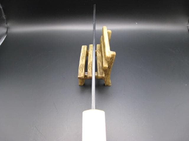 [新品未使用] 三徳包丁180mm黒打ち仕上げ 白紙1号 樫 八角