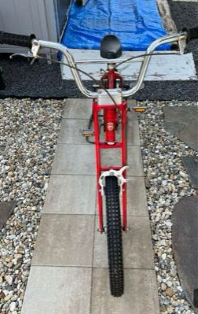 お*し様 BMX 20インチ 赤