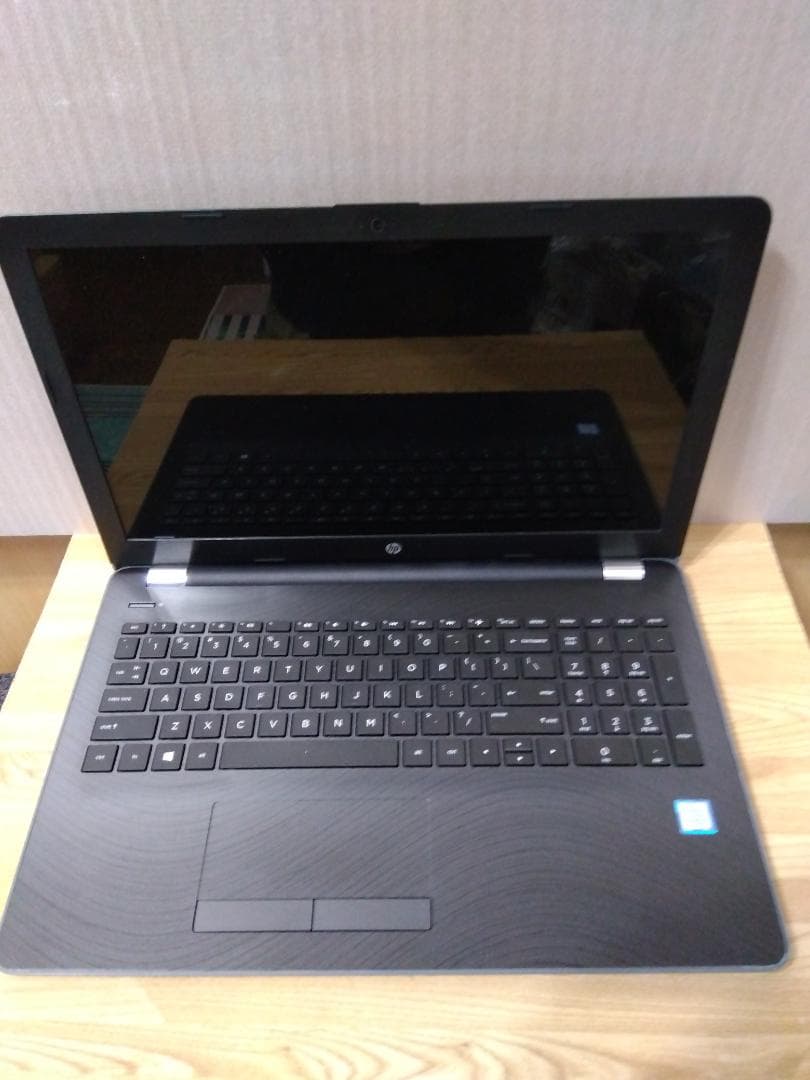 hp Laptop 15-bs071nr i5-7200 黒木目キズ有り