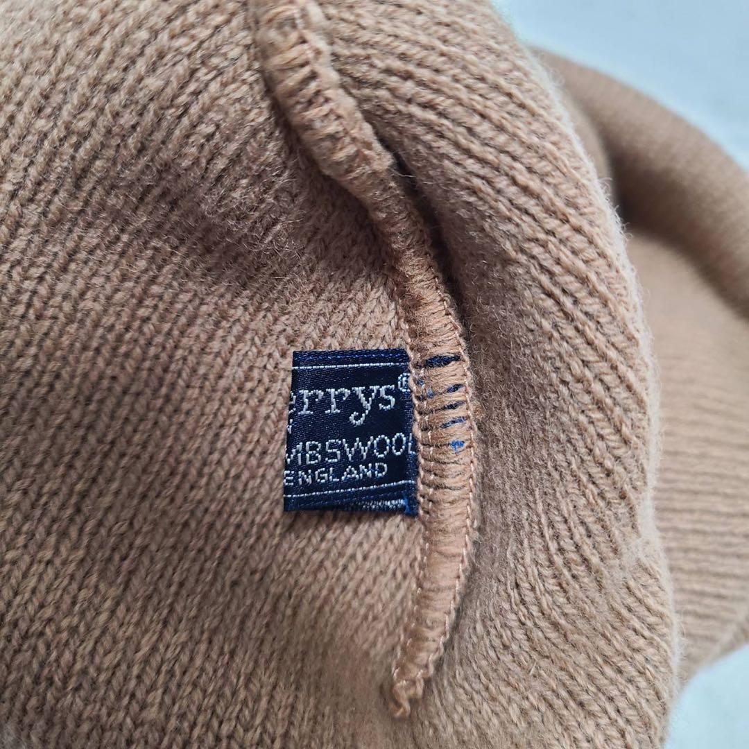 未使用級BURBERRY LONDONバーバリーキッズ　マフラー、帽子、手袋 ⓷