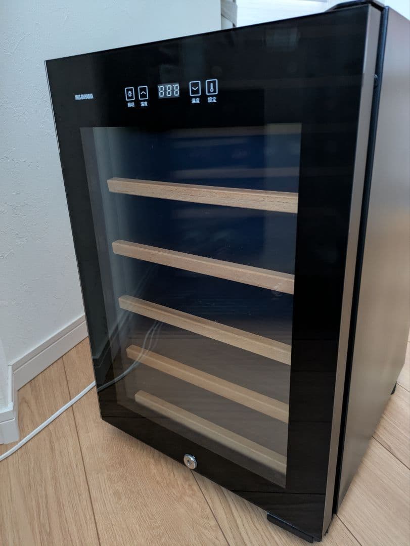 Mayurioアイリスオーヤマワインセラー　16本用IWC-C161A-B