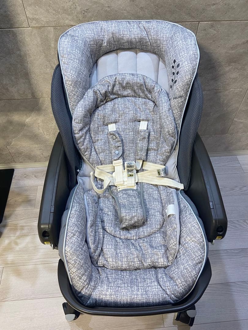 Aprica アップリカ ユラリズムオートライト 電動ハイローチェア