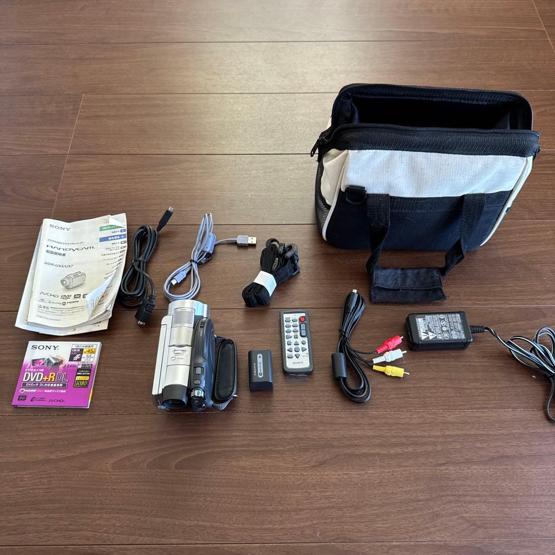 超美品　【動作確認ＯＫ】SONY　Handycam　HDR-UX7