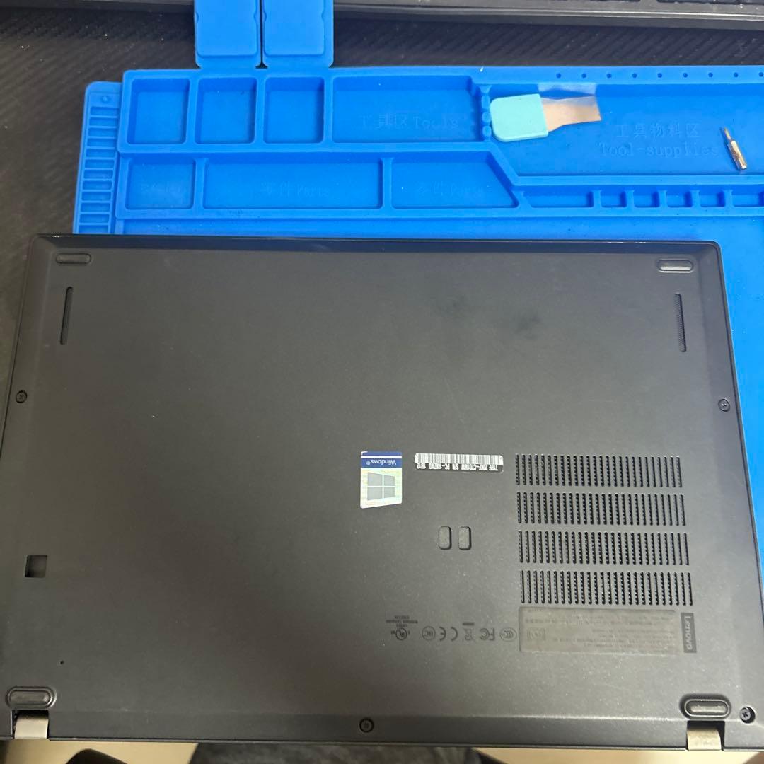 ThinkPad X280 ノートパソコン Core i5 SSD256GB