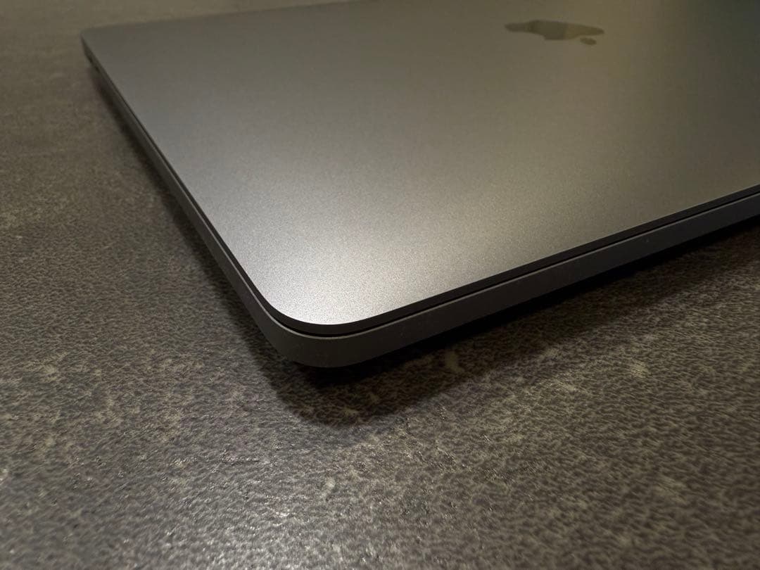 MacBook Pro 2020 13インチ Intel 16GB/1TB