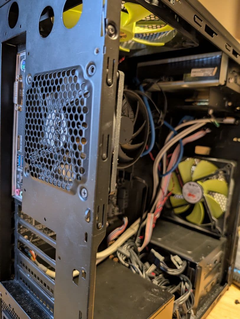 リアナIntel Core i7-9700K B360M デスクトップPC