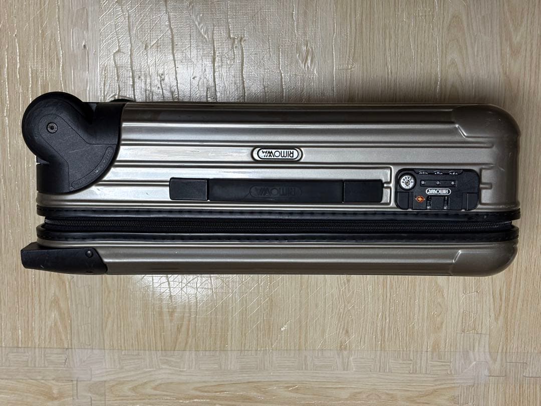RIMOWAリモワ SALSAサルサ 859.52 33ℓ 2輪スーツケース