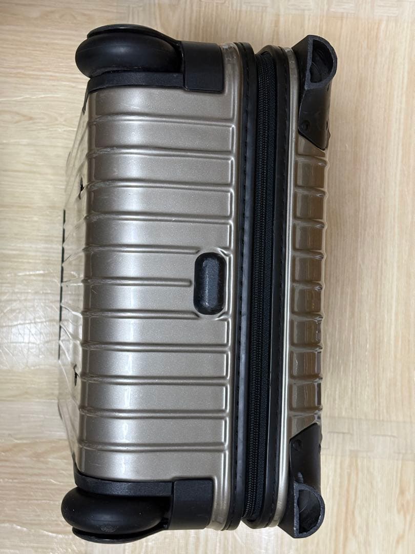 RIMOWAリモワ SALSAサルサ 859.52 33ℓ 2輪スーツケース