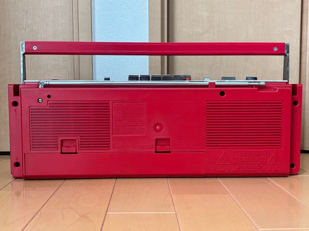 Sony ソニー　CFSーV6 カセットレコーダー「ラジカセ」(動作品)