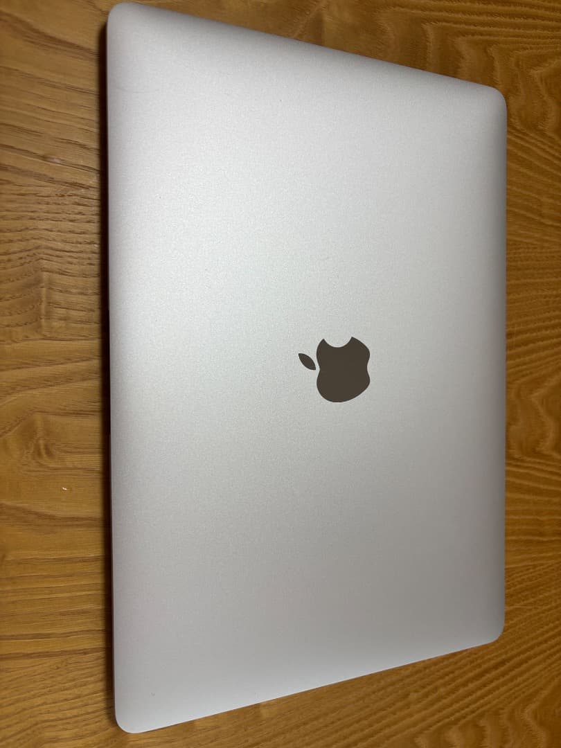 MacBook Air M1 シルバー メモリ 8GB　SSD 512GB