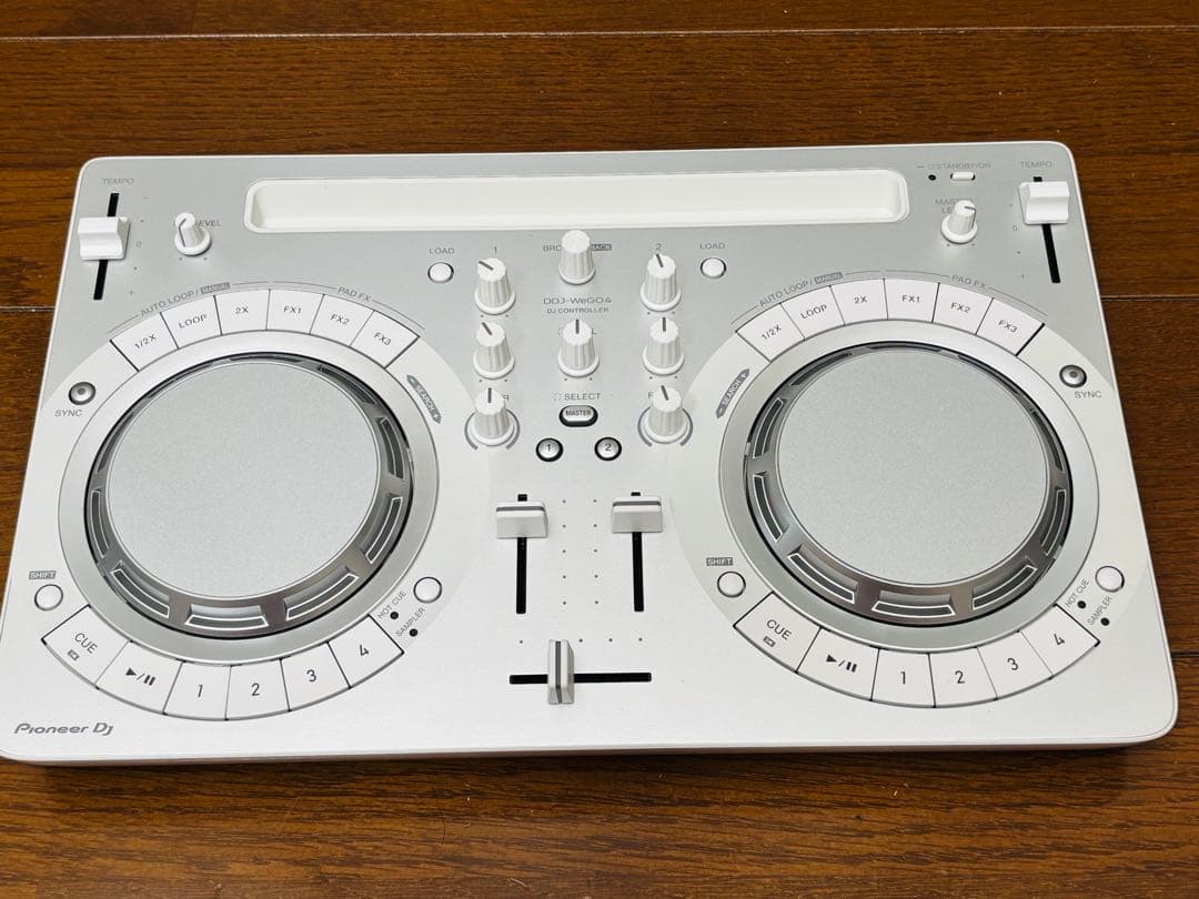 パイオニア　DJコントローラー　DDJ-WEGO4