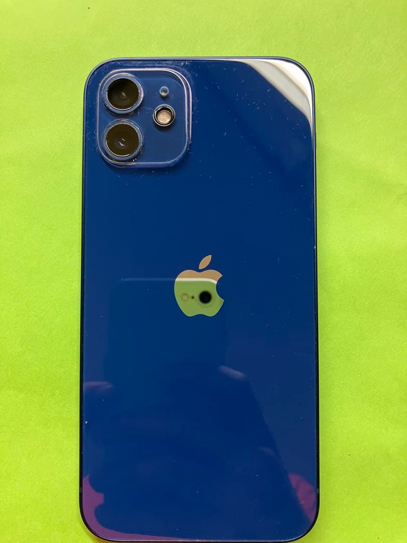 きゅーぴー商品　Apple iPhone12 ブルー