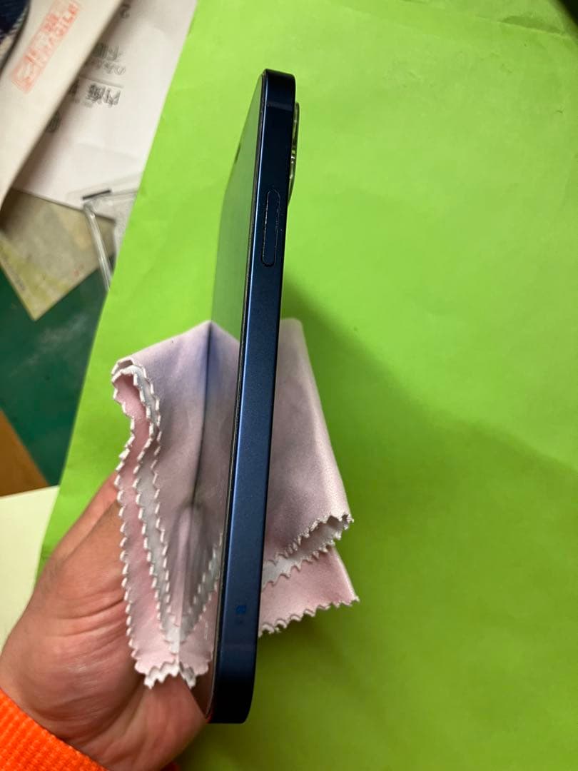 きゅーぴー商品　Apple iPhone12 ブルー