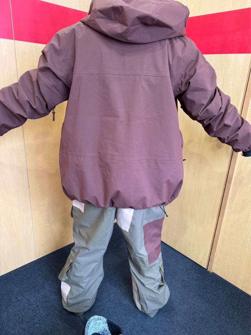 NOMADIK 777スノボーウェア　上下