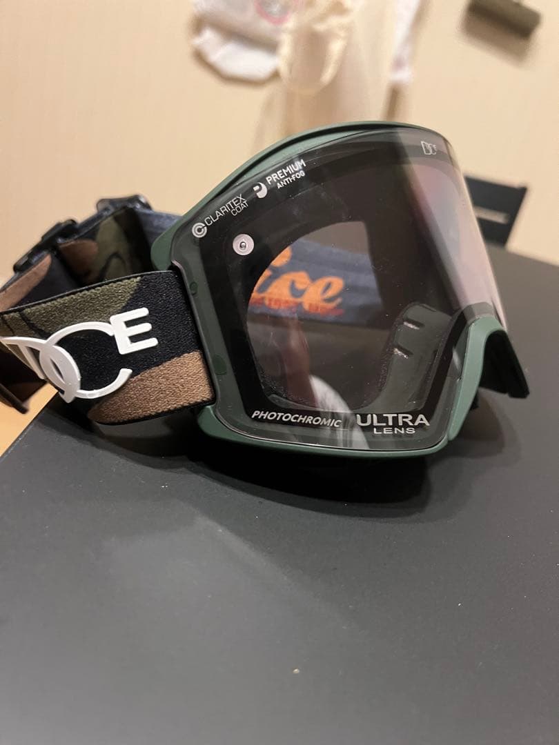 NOMADIK 777スノボーウェア　上下