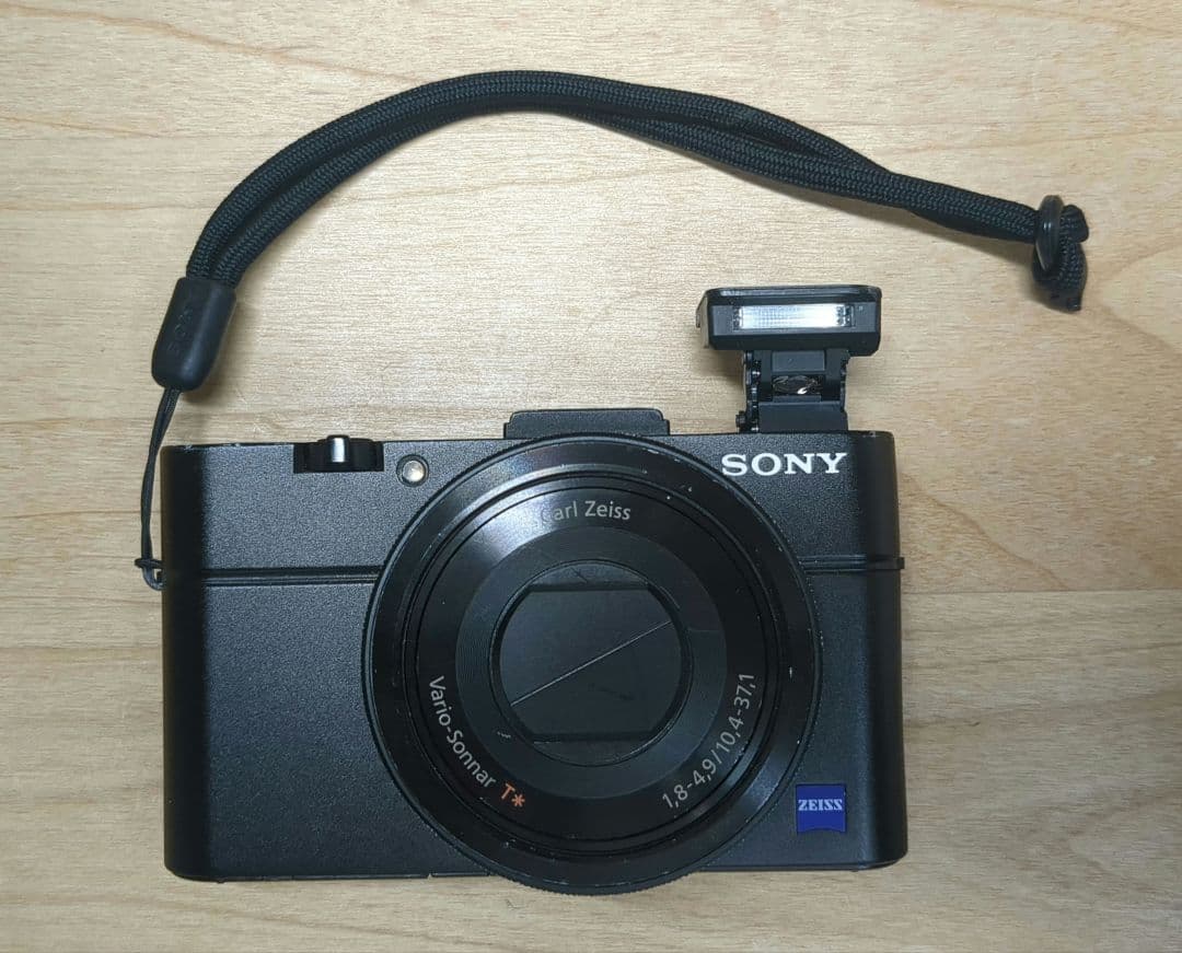 デジタルカメラ Cyber-shot RX100II(DSC-RX100M2)