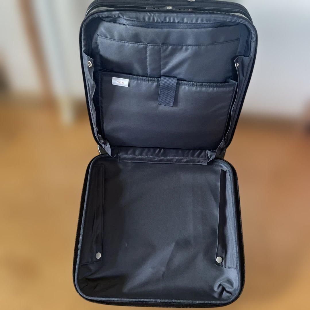 ACE ブラックキャリーケース 4輪