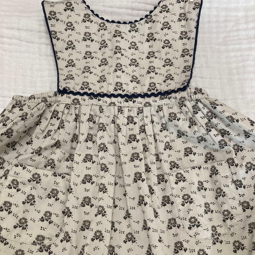 caramel エプロンワンピース　2Y