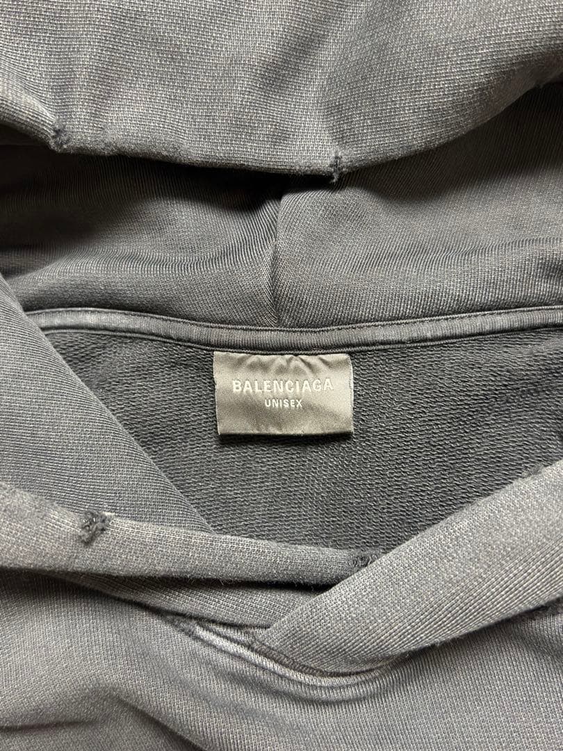 BALENCIAGA Be different フーディー サイズ1