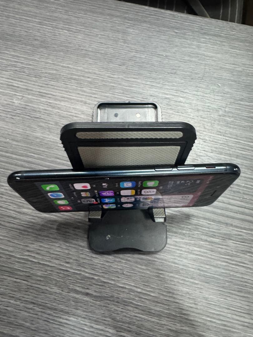 iPhonese3 第三世代　128gb ジャンク　画面割れ　se3