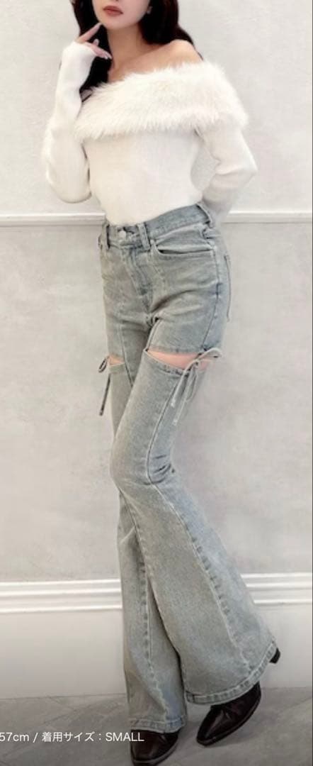 RESEXXY リゼクシー　カットアウトリボンフレアデニムパンツ