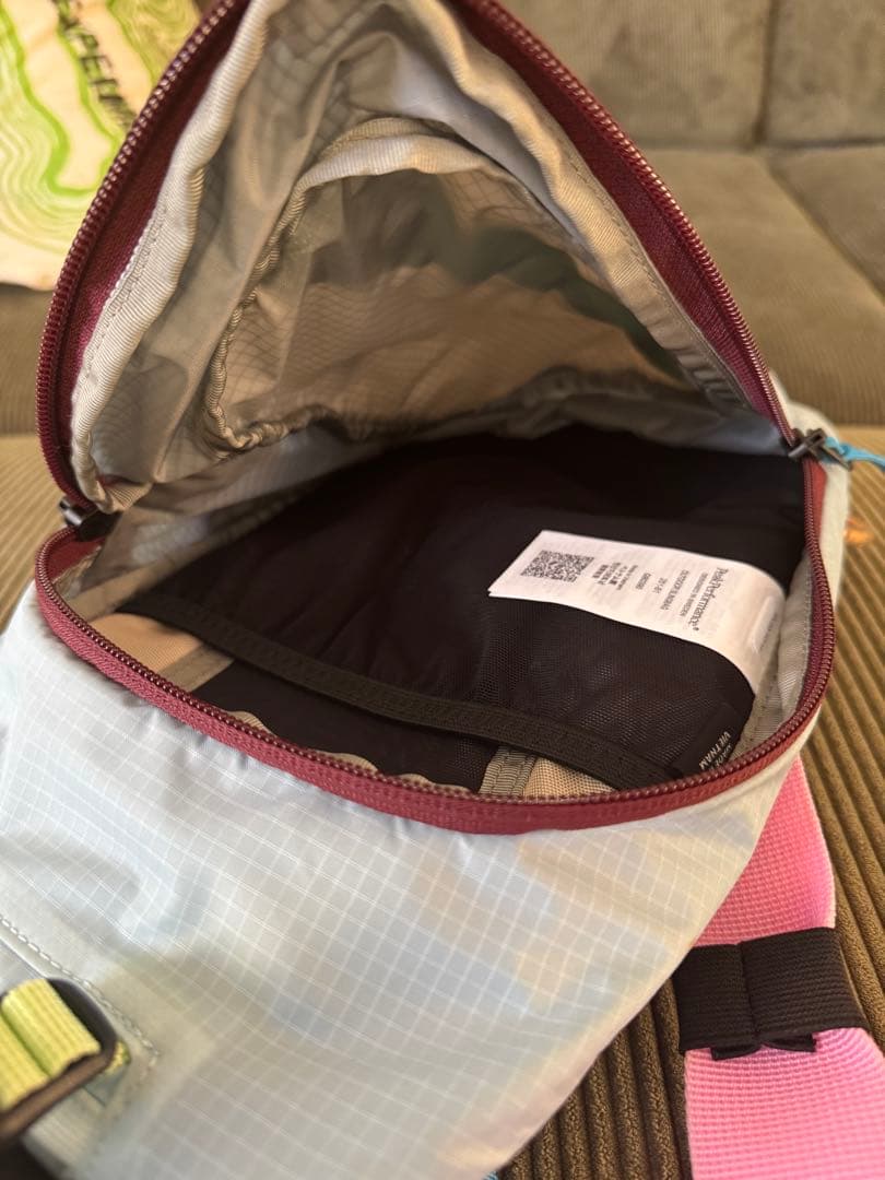 ピークパフォーマンス　アウトドアスリングバッグ4.5L