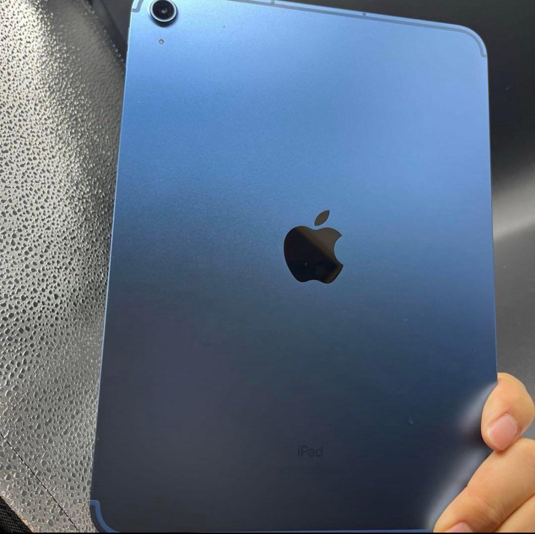 iPad第10世代64GB WiFiモデル/純正キーボード＆ペンシル