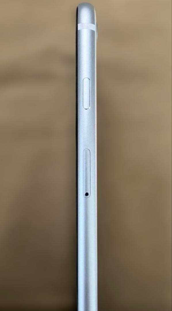 ★iPhone SE（第2世代）128GBホワイト 本体★