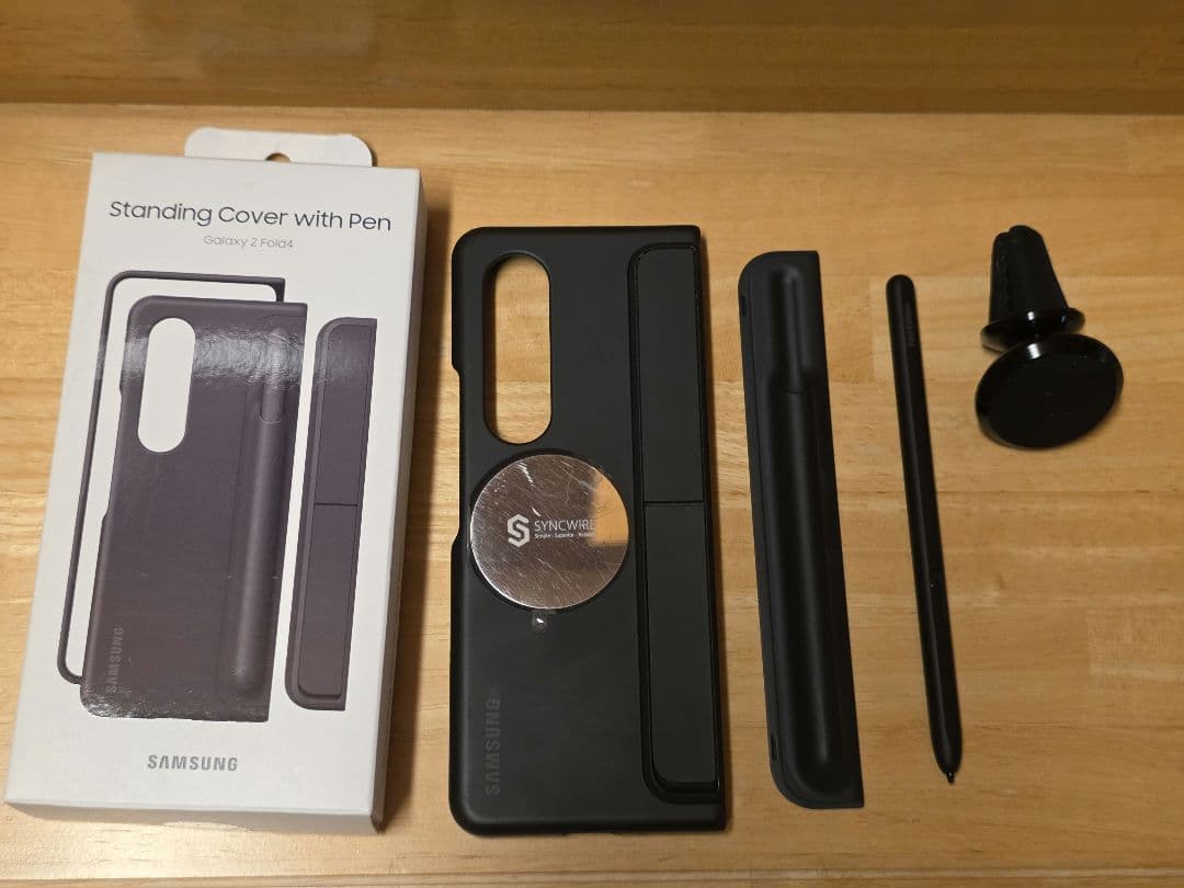 Galaxy Z Fold 4 256GB＋Sペン　おまけケース2種＋マグネット