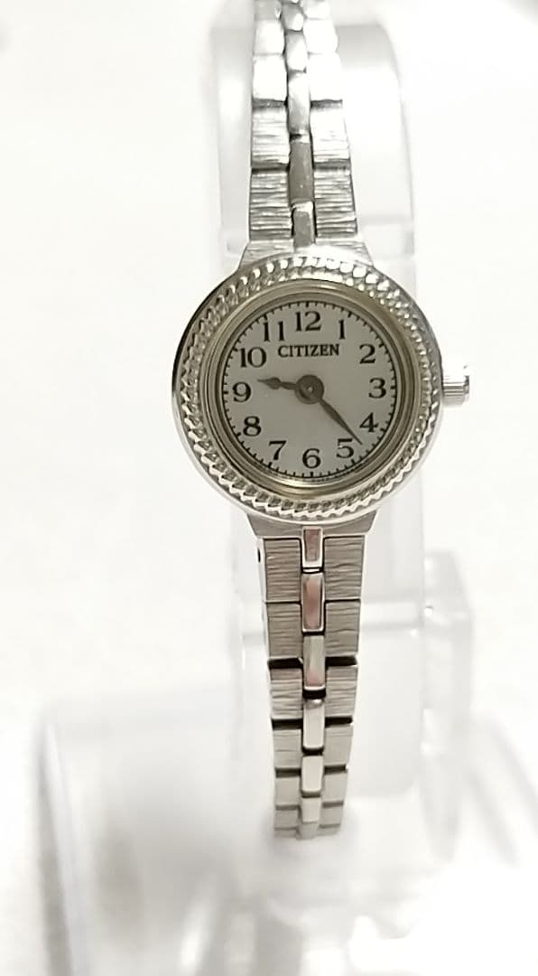 【極美品】シチズン　kiiキー　エコドライブ　シェル文字盤