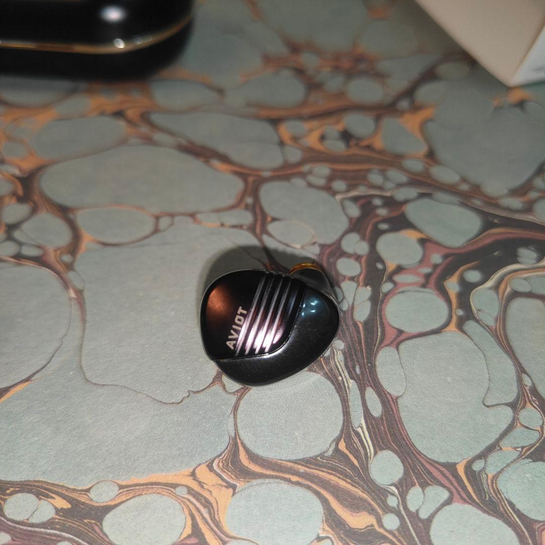 AVIOT TE-W1-PNK ピヤホン8 ハイレゾ