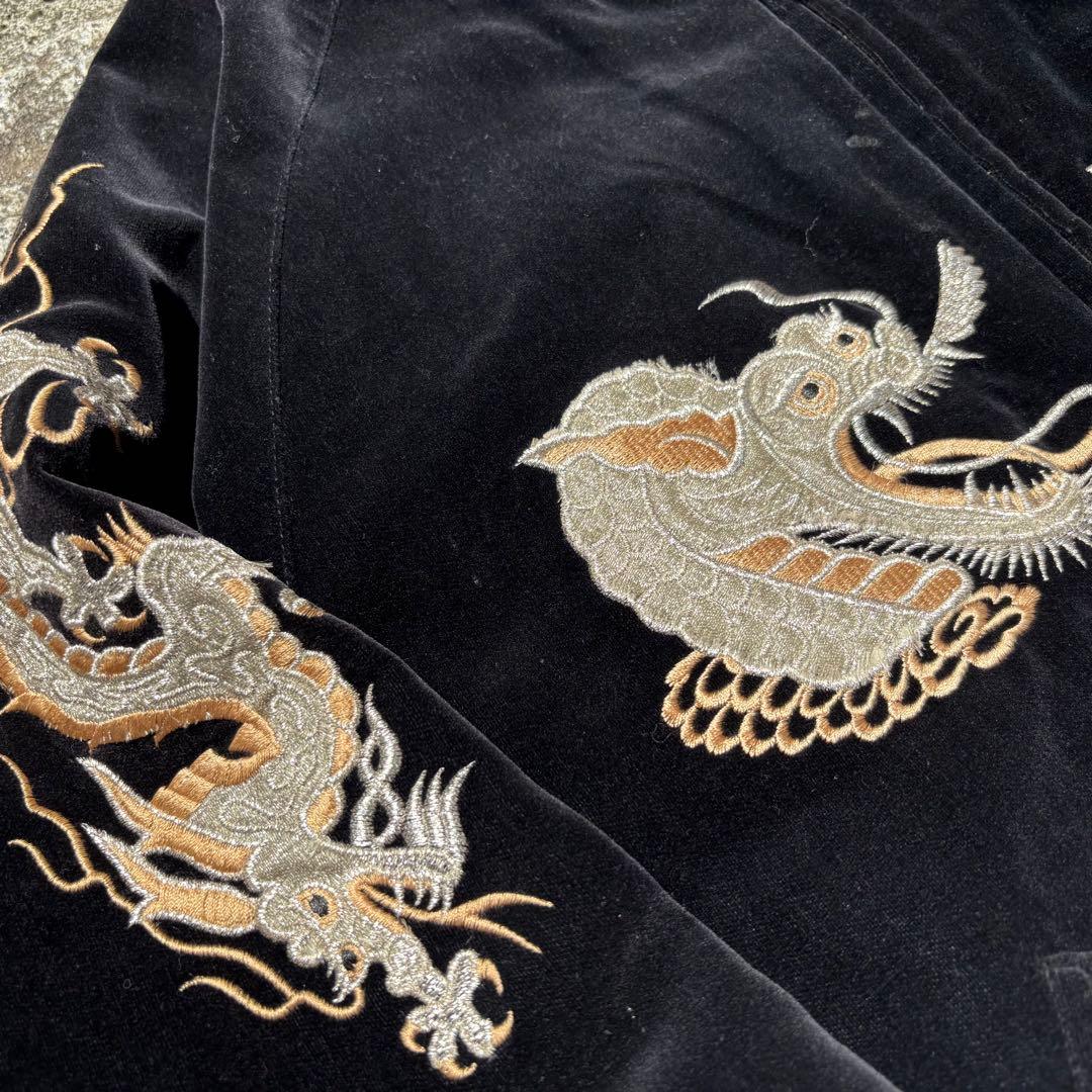 80年代ビンテージ　LONDON F.B. ドラゴン刺繍　ベロアスカジャン