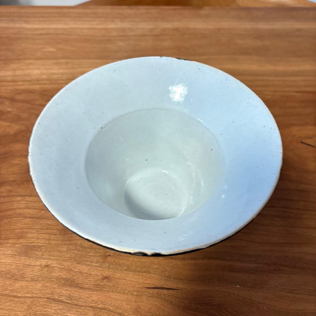 三浦ナオコさん作品・黒白陶器円錐形ボウル