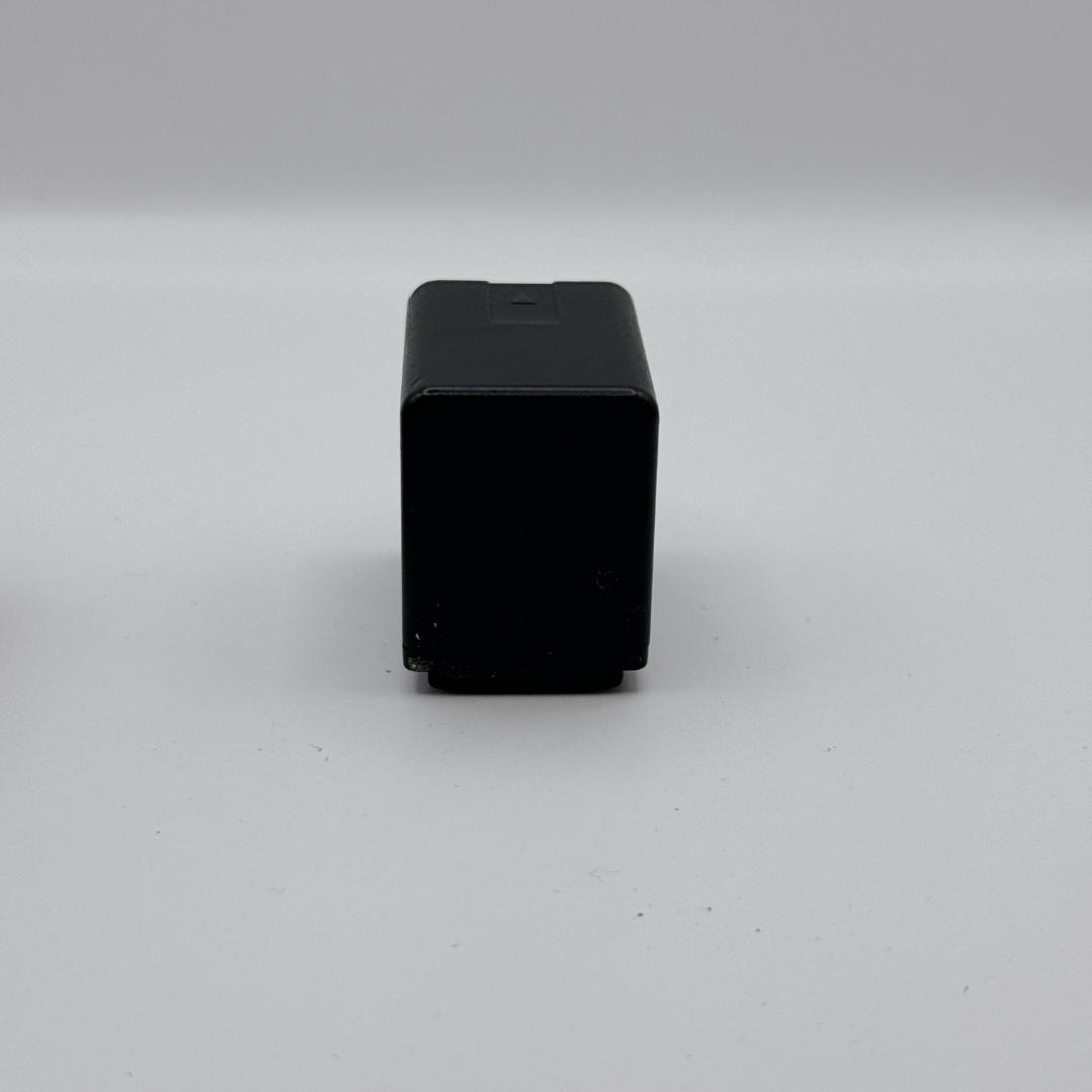 【良品】Panasonic デジタルハイビジョンビデオカメラ HC-V100M