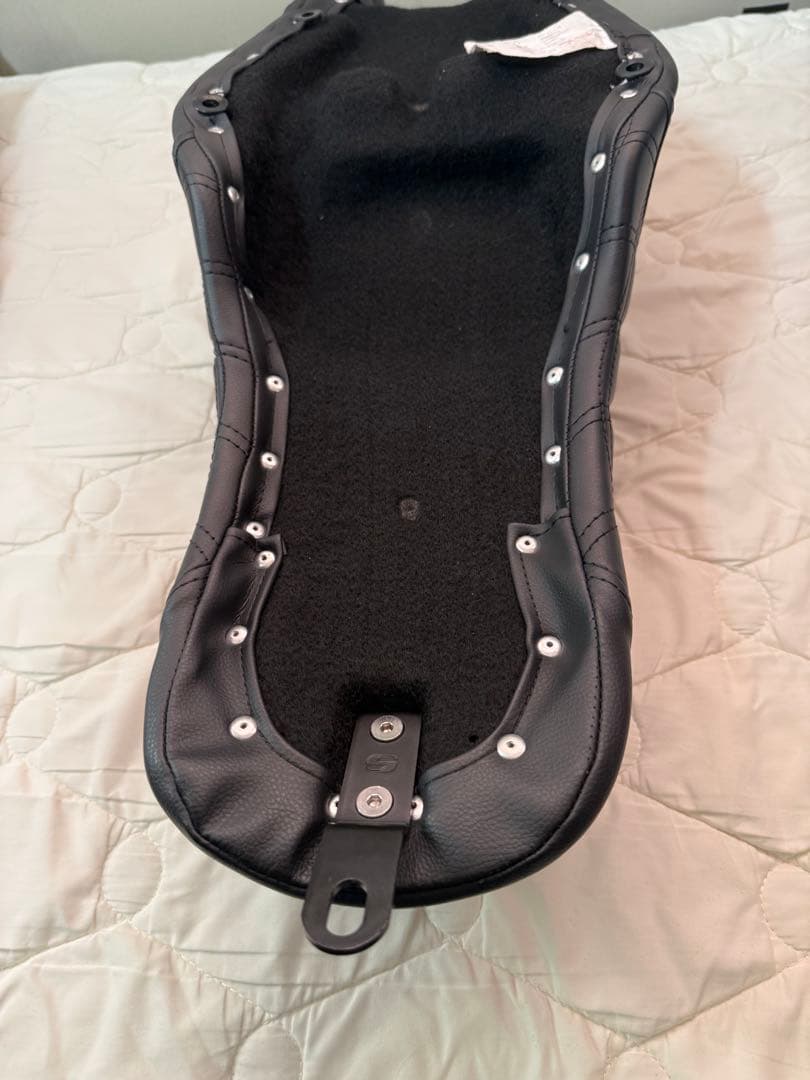 【美品】Saddlemen(サドルマン) バイク用シート　ハーレースポーツスター