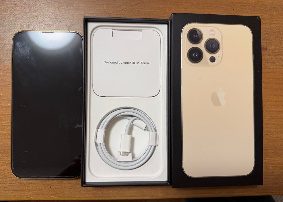 Apple iPhone 13 pro ゴールド　256GB 本体SIMフリー