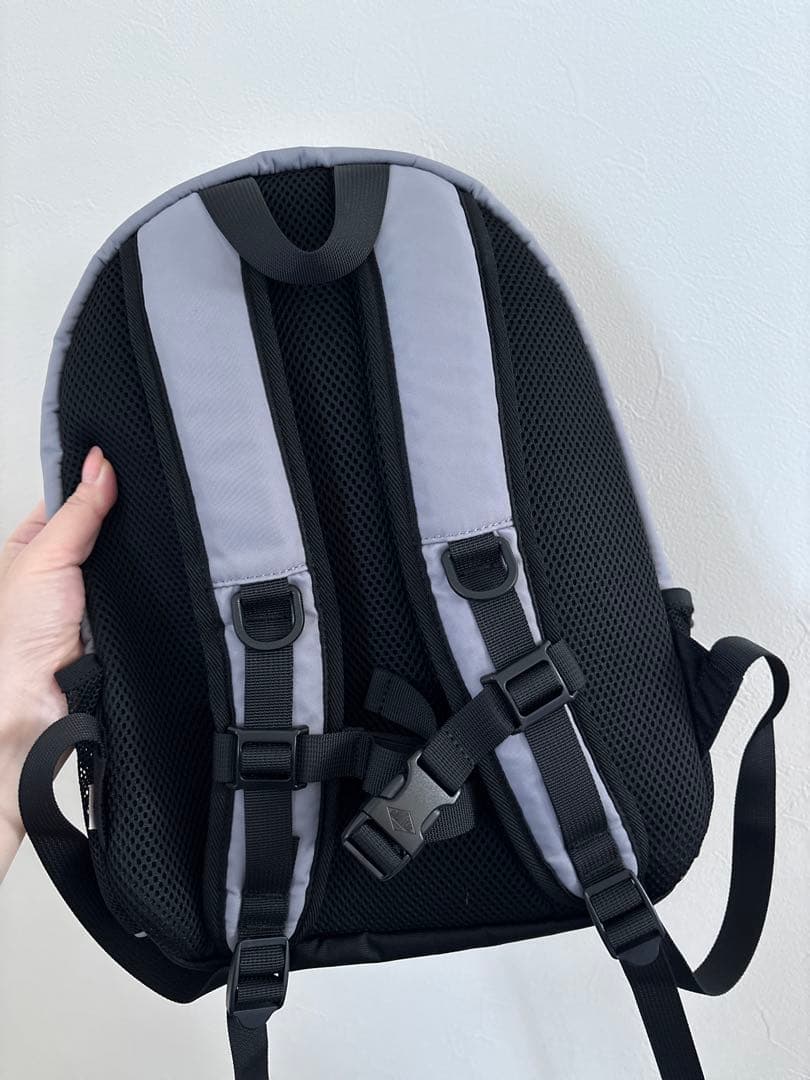 美品　Danton モンマルトル15 A4収納可 バックパック　リュック 男女