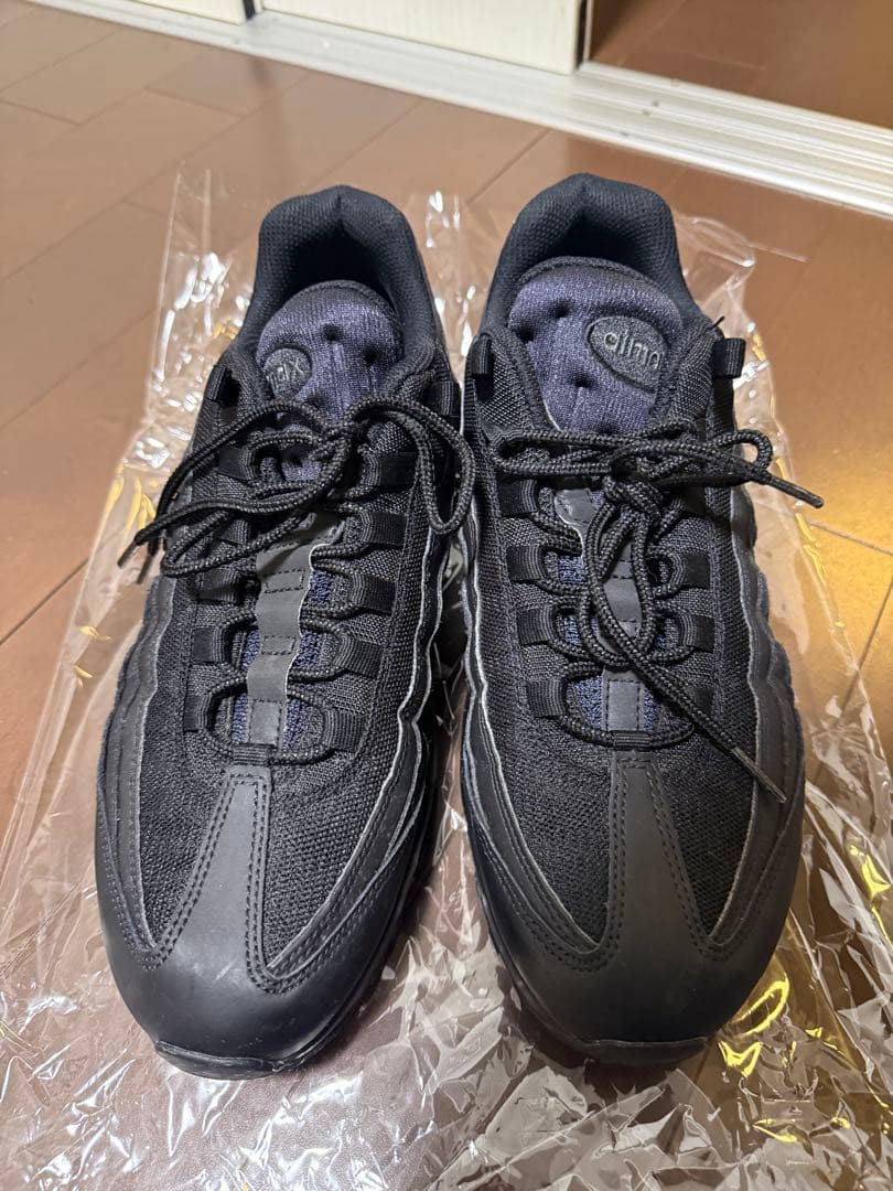 NIKE エアマックス95 トリプルブラック