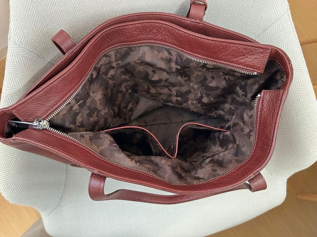 【超値引き】aniary アニアリ レザー トートバッグ　ボルドー