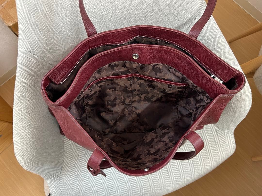 【超値引き】aniary アニアリ レザー トートバッグ　ボルドー