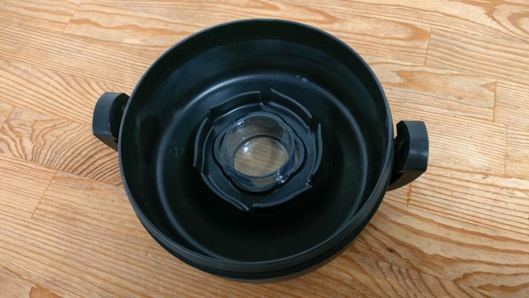 【目立った傷や汚れなし】バイタミックスE520　ホワイト　1623