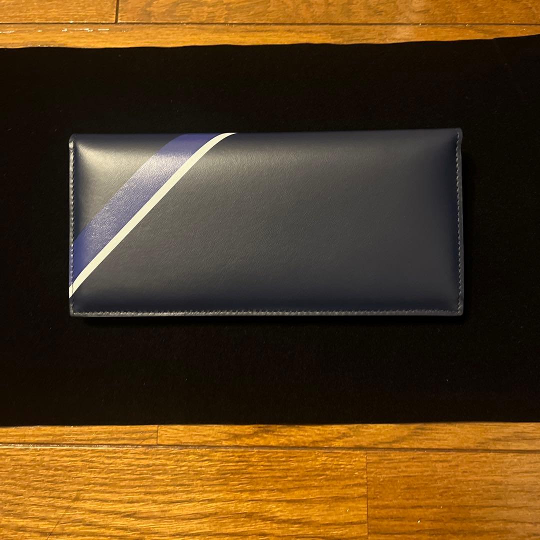 【新品】定価約6.5万円　dunhillダンヒル JFAコラボ　イタリア製長財布