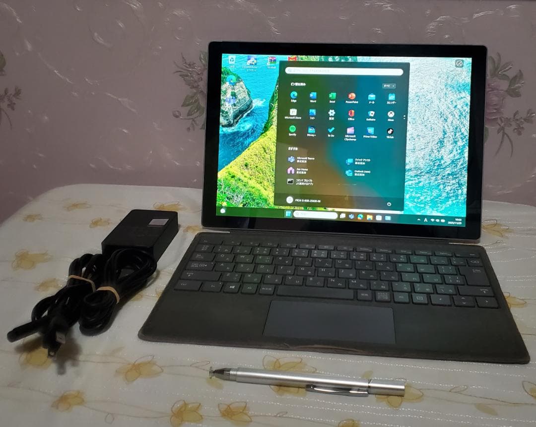 (ほぼ新品) Surface Pro6 i5/8GB/256GB office